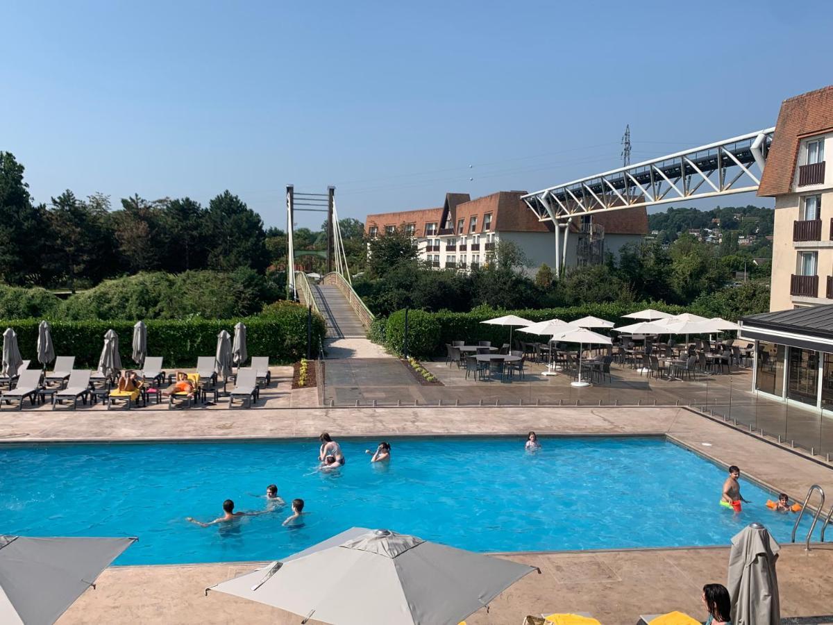 Amiraute Hotel Golf Deauville Touques Eksteriør bilde