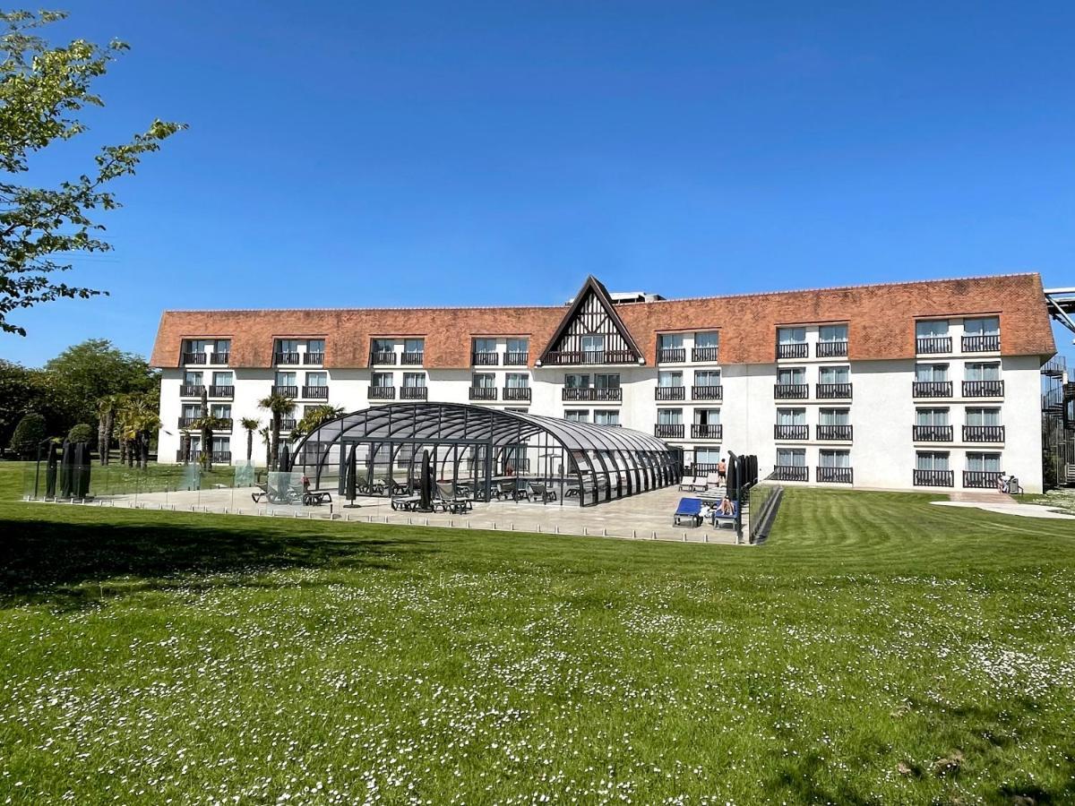 Amiraute Hotel Golf Deauville Touques Eksteriør bilde