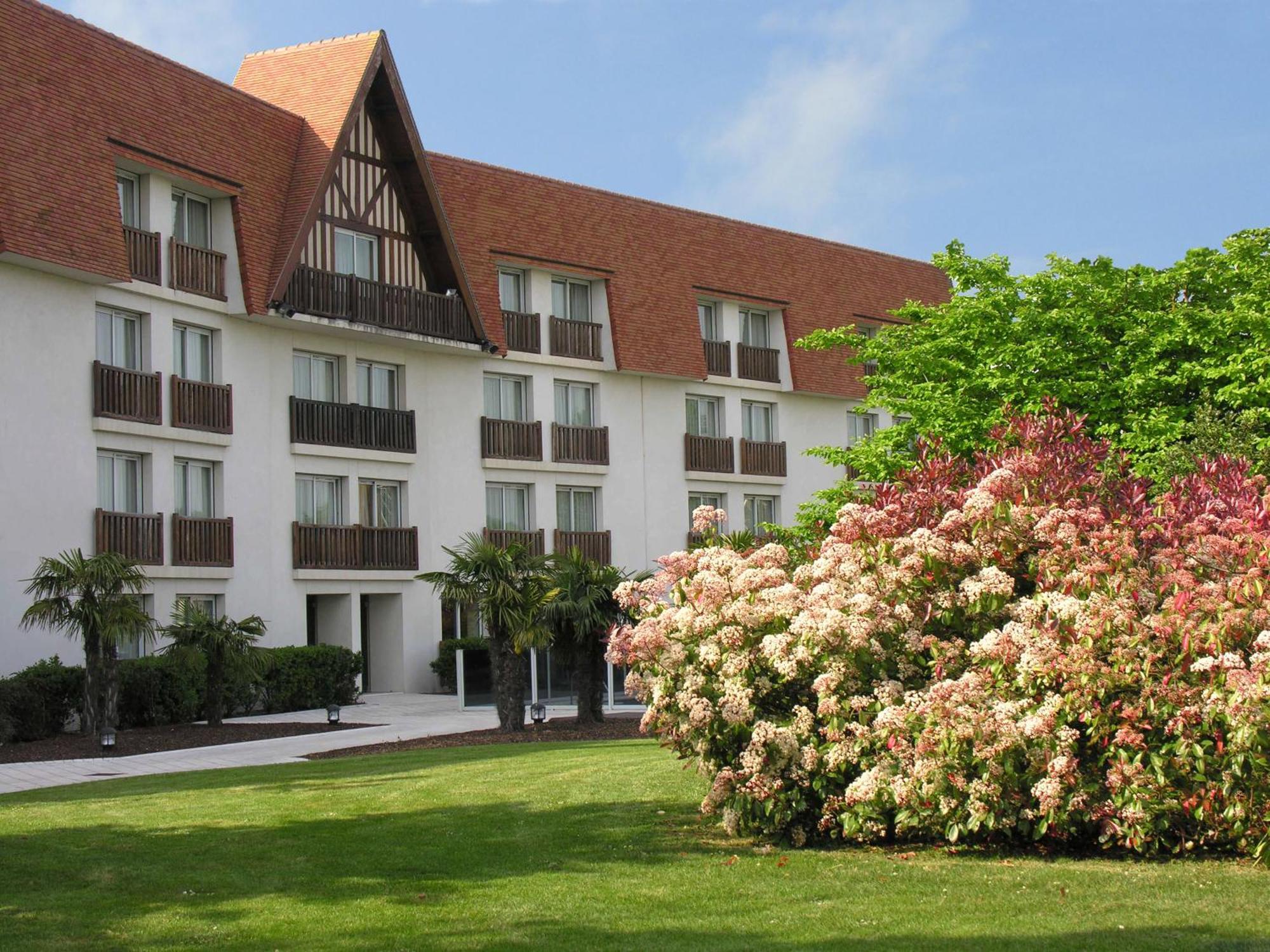Amiraute Hotel Golf Deauville Touques Eksteriør bilde