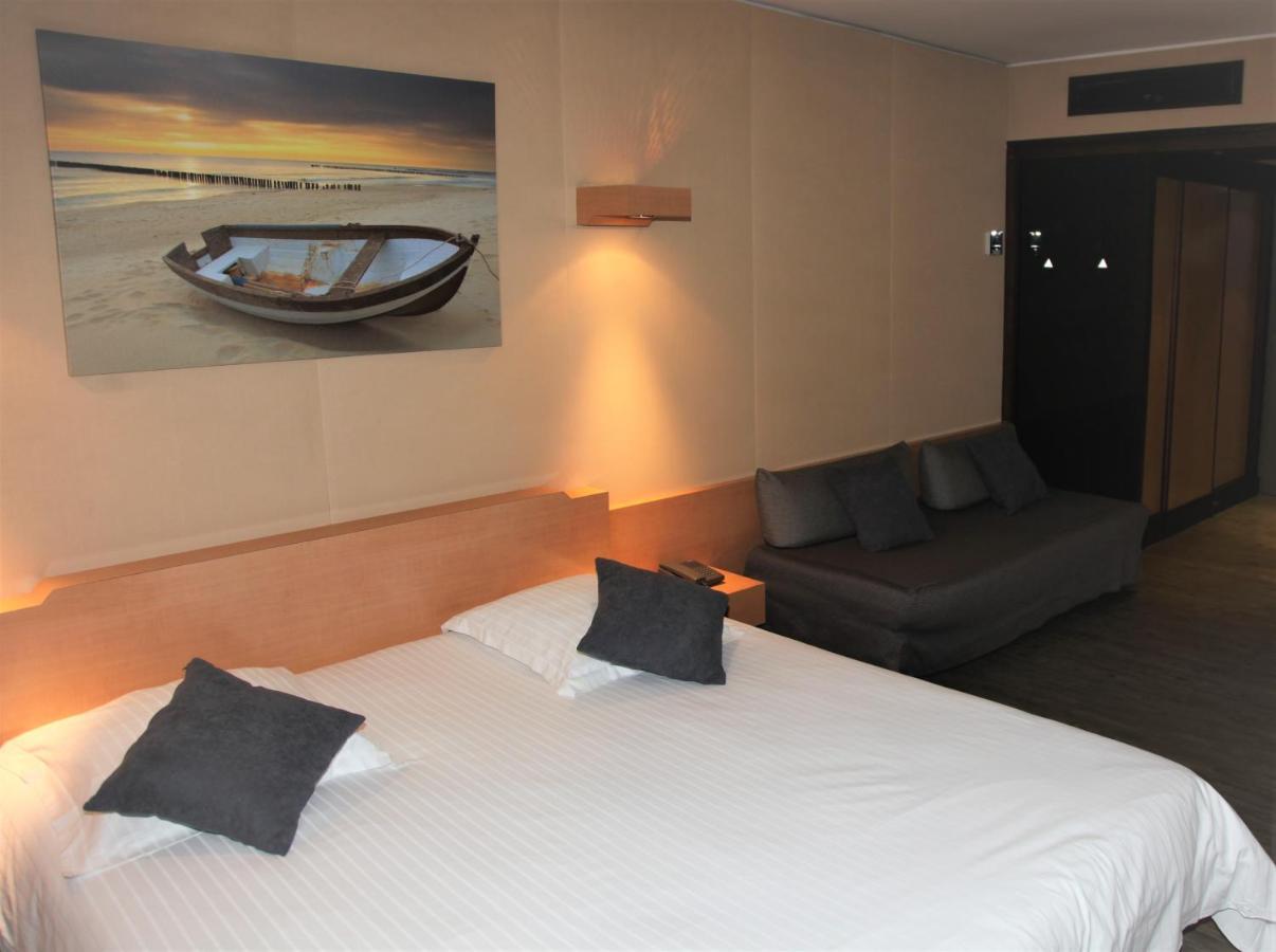 Amiraute Hotel Golf Deauville Touques Eksteriør bilde