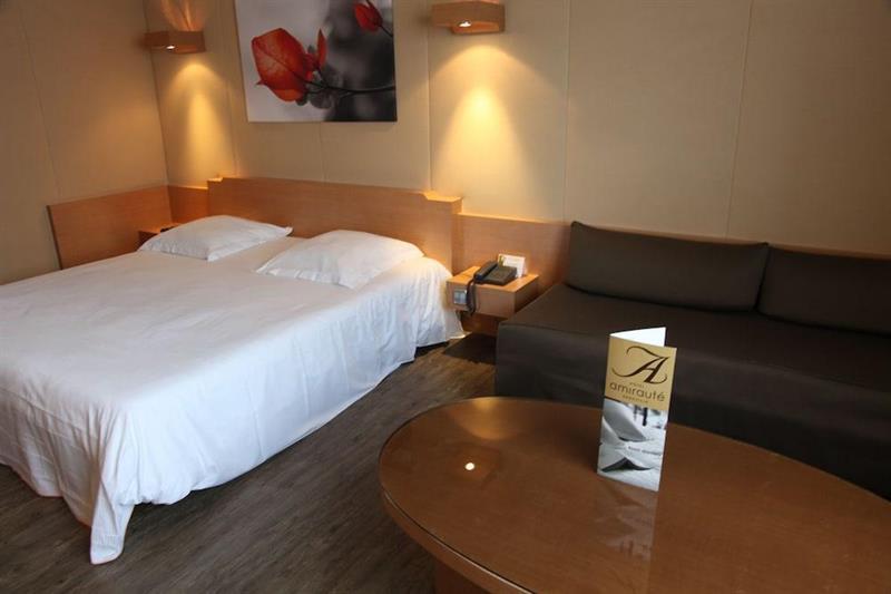 Amiraute Hotel Golf Deauville Touques Eksteriør bilde